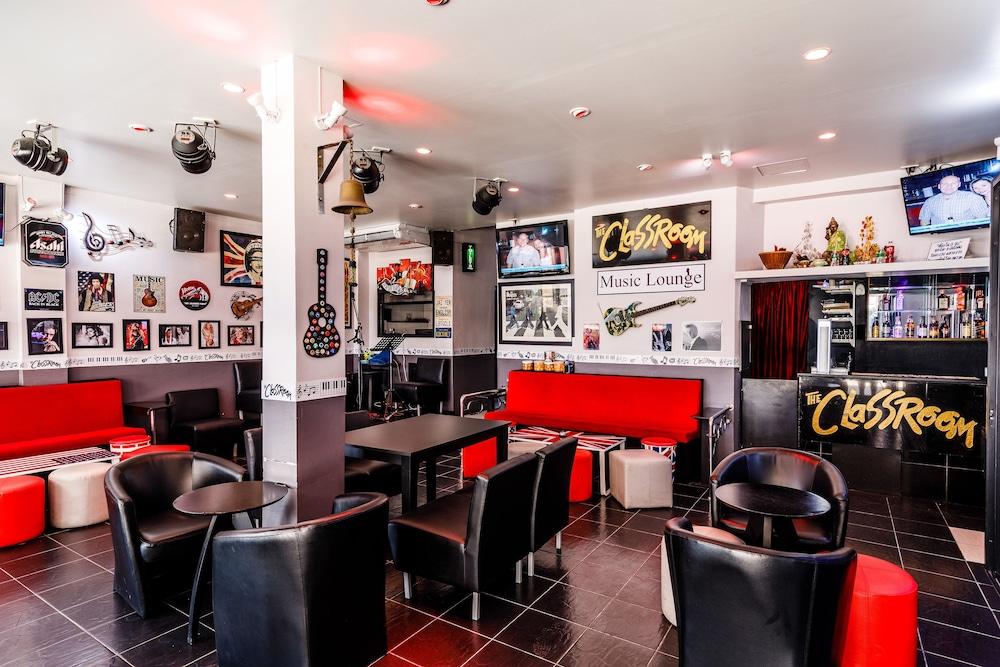 The Classroom Hotel Паттая Екстер'єр фото