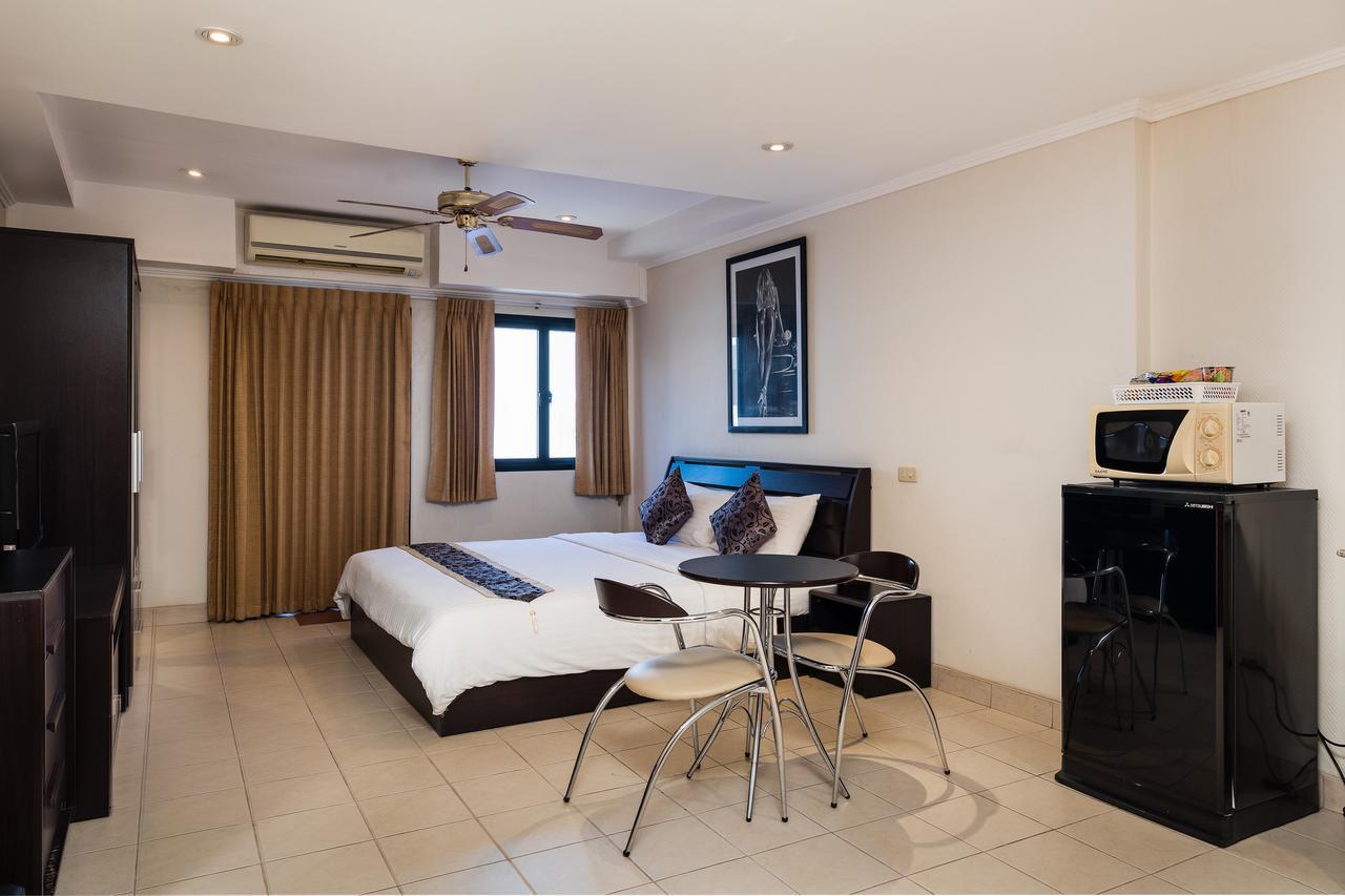 The Classroom Hotel Паттая Екстер'єр фото
