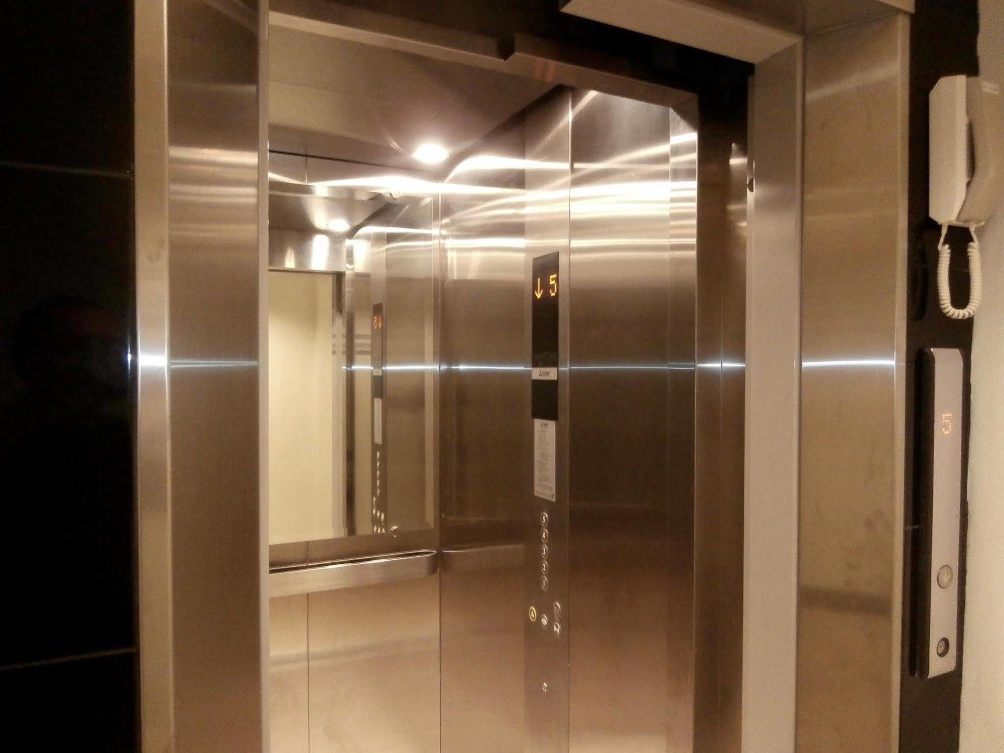 The Classroom Hotel Паттая Екстер'єр фото