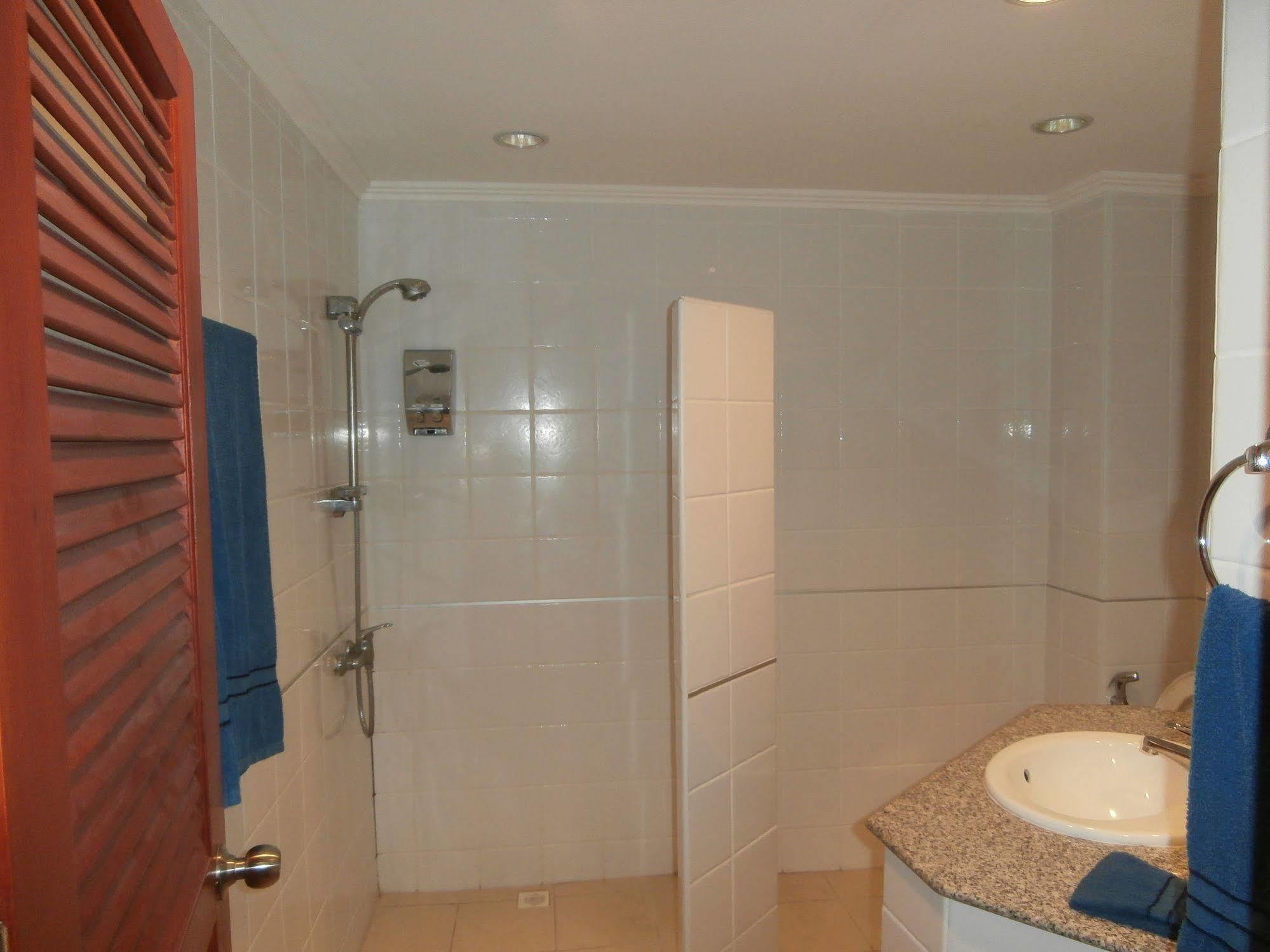 The Classroom Hotel Паттая Екстер'єр фото